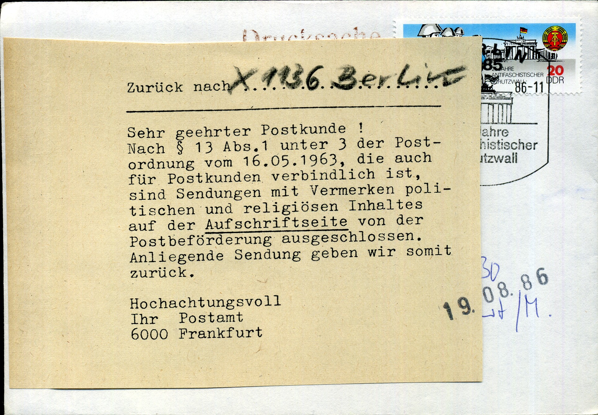 Zurückgewiesener Antifaschistischer Schutzwall Aufkleber des Postamtes 6000 Frankfurt (Main) mit welchem ein FDC '25 Jahre Antifschistischer Schutzwall' an die DDR-Postverwaltung zurückgegeben wird.